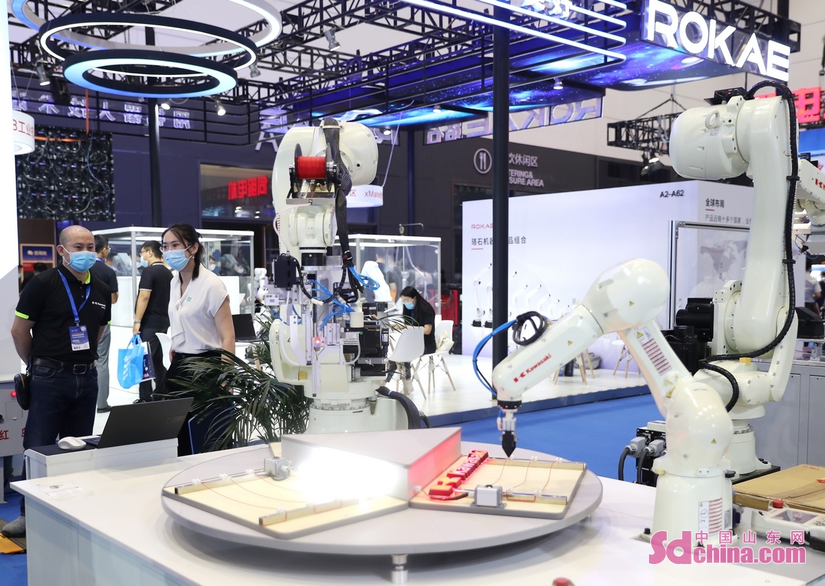 <br/>  <br/>The Asia-Pacific International Intelligent Equipment Expo 2022 was held in Qingdao from August 3 to 7. Over 4,000 exhibitors from more than 30 countries and regions exhibited their latest intelligent manufacturing equipment and application solutions, aiming to help manufacturing enterprises to strengthen their digitalization and intelligent construction.<br/>