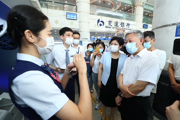 江門時尚潮牌服裝（江門服裝品牌）