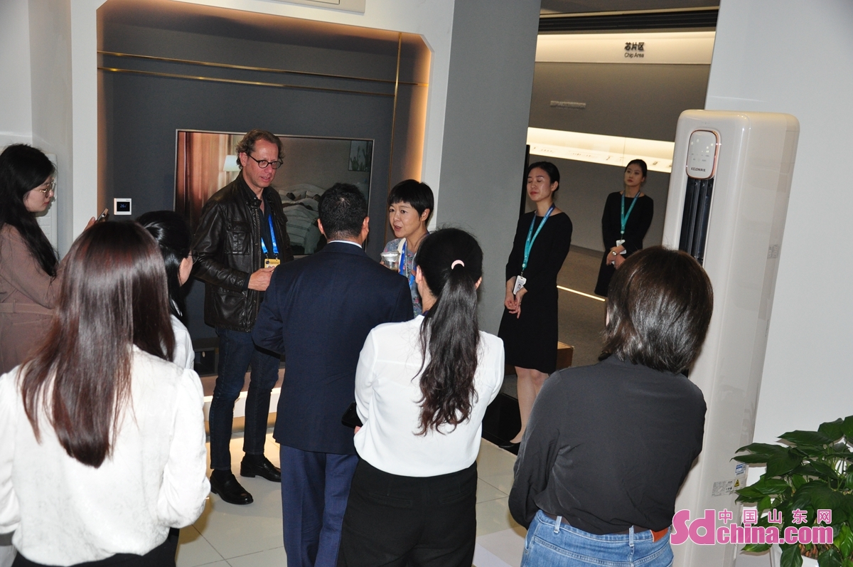 <br/>On October 11th, the international media group from Italy, Japan, Kazakhstan, Portugal, Russia, South Korea, Vietnam and other countries for the fourth Qingdao Multinationals Summit visited Hisense to explore the path of its technological innovation that leads high-quality development.<br/>