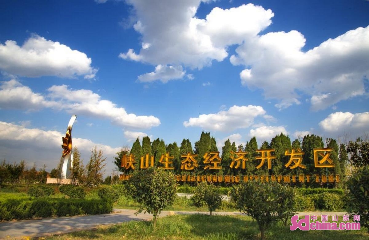 <br/>  <br/>Weifang Xiashan Ecological Economic Development Zone, located in the hinterland of Shandong Peninsula, has explored a green development road of "ecological industrialization, industrial ecology and green development". The zone has won a series of national titles such as national sustainable development experimental zone and national ecological products of origin protection and demonstration zone.<br/>