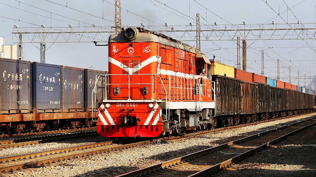 物流保通保畅 国家铁路货运继续保持高位运行
