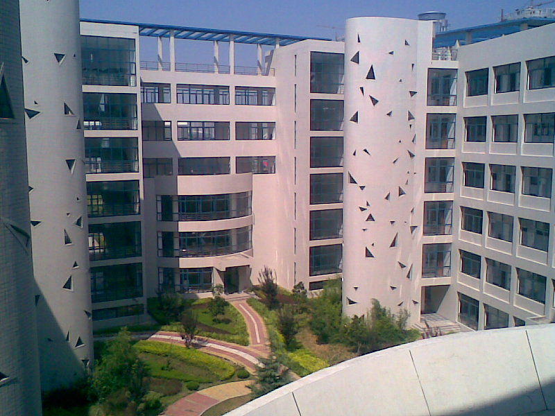 烟台大学文经学院