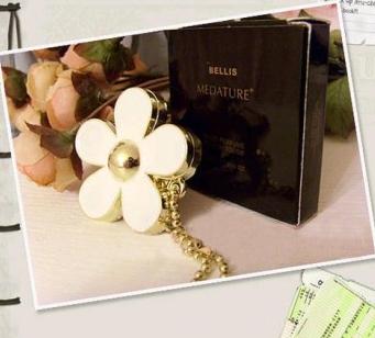 Bellis小雏菊香膏挂饰