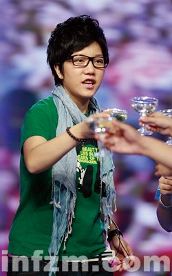 揭秘<em>快女三强背后的故事</em> 黄英李霄云江映蓉各