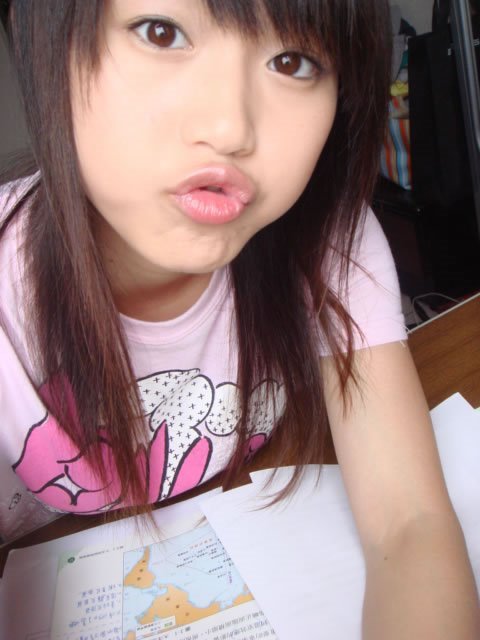 网上<em>红</em>极一时的90后非主流妹妹们(图)_中国山