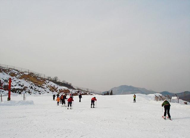 九顶塔滑雪场
