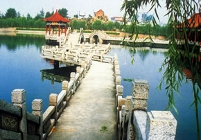 新泰市和圣园