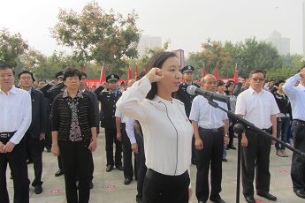 山东各地共青团开展国庆爱国主义教育活动