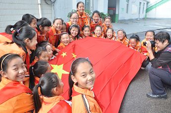 淄博张店:各镇、街道喜迎国庆、重阳双节