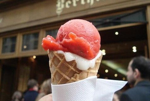 范冰冰激情床戏超暧昧 直逼张筱雨(图)