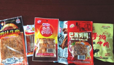 “五毛食品”并非都是问题食品 买前需看QS标志