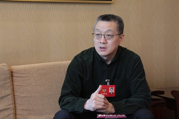 裴忠毅：一概而论对待职务犯罪刑满释放人员有失公允