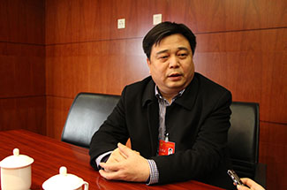 人大代表孔庆民：推进分级诊疗 解决群众看病难