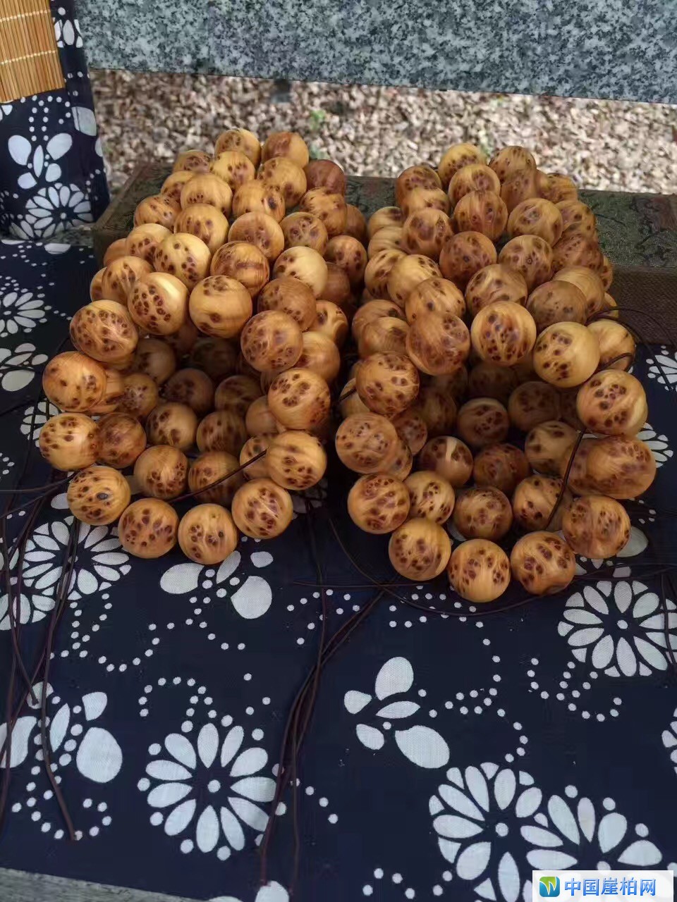 非崖柏的土柏、侧柏瘤做的手串