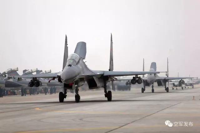 一声令下风雷动!全军开训,请主席校阅!