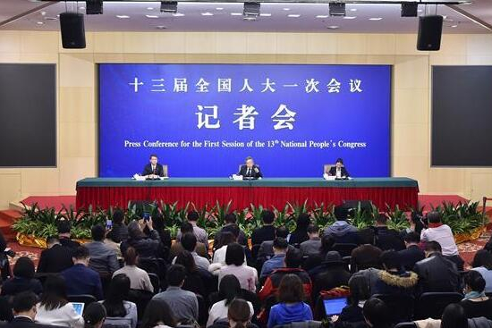 教育部部长陈宝生答记者问