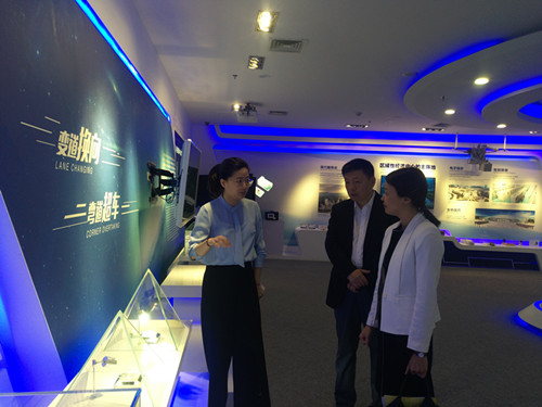 澳大利亚驻广州总领馆商务领事林英华一行访济