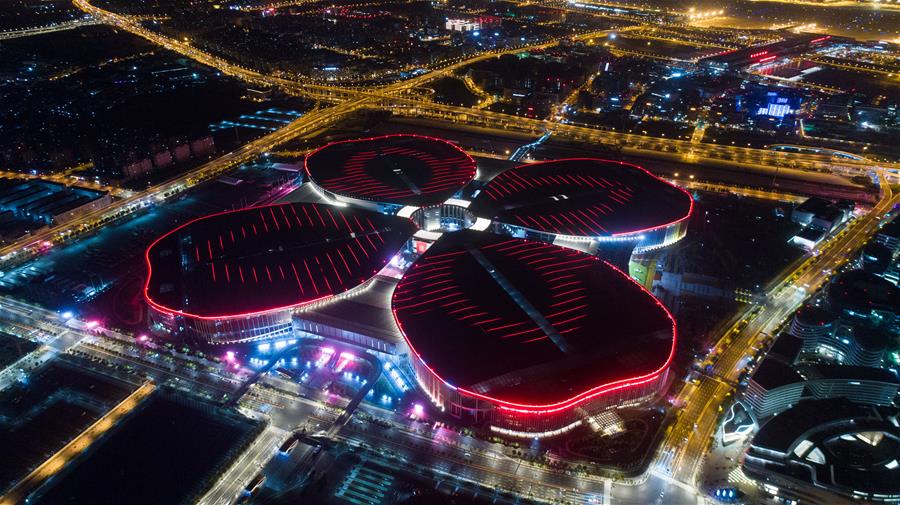 Xinhua Headlines: China ready to host world''s 1st import expo