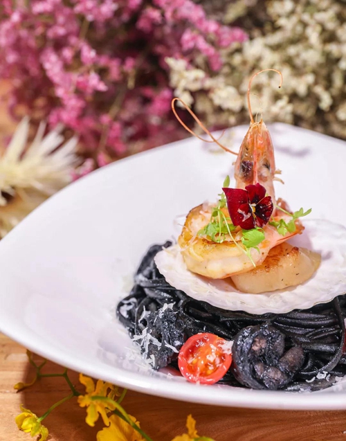 時尚封麵服裝圖片（時尚封麵圖片 美妝）