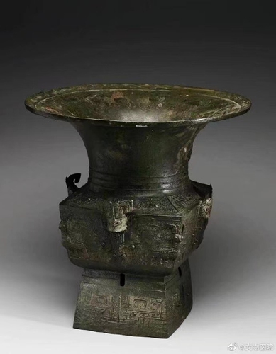 A bronze ware with a rare round-shaped mouth displayed at Taipei’ National Palace Museum Photo: Sina Weibo