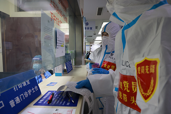 巾帼不让须眉，6000余名上海公安女警抗击疫情冲锋在前