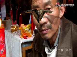 英雄熊尿保从火场中救出8人 妻儿岳母葬身火海