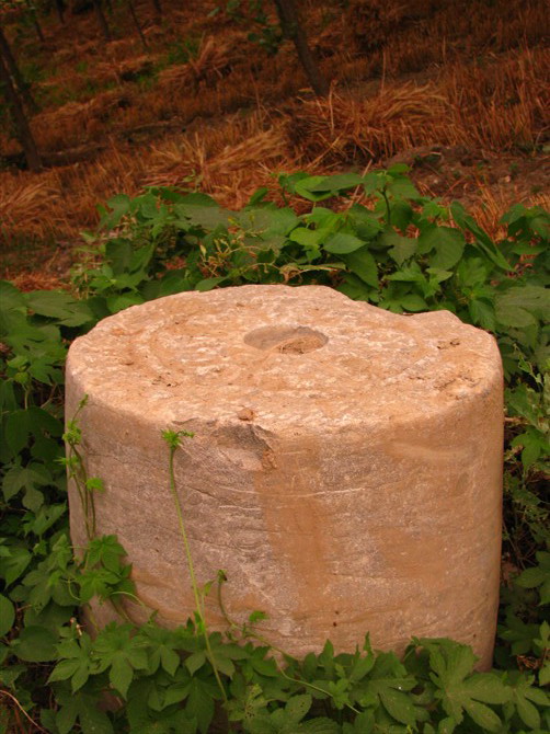 寂静的历史-石碾子