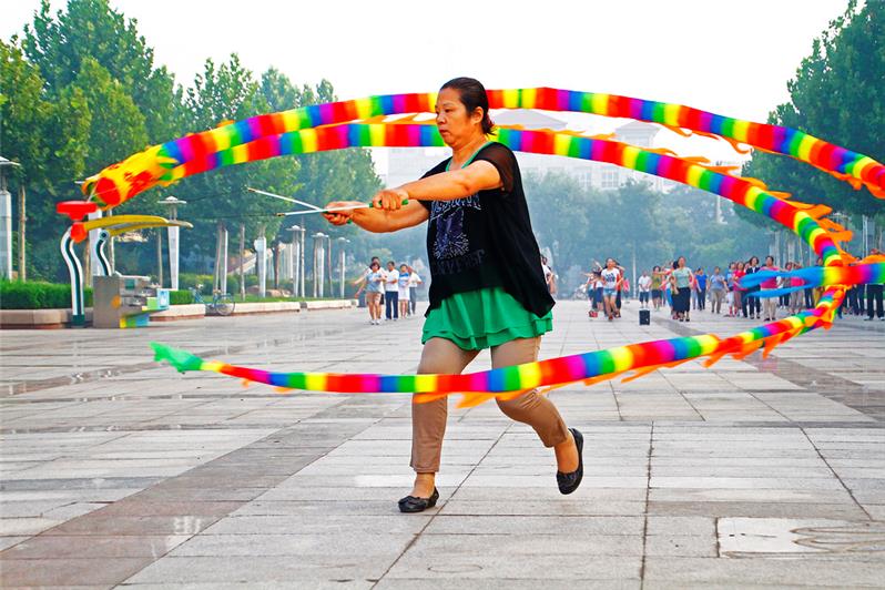《群众体育--抖空竹》-"孔子故乡 中国山东"国际网络摄影大赛官方网站