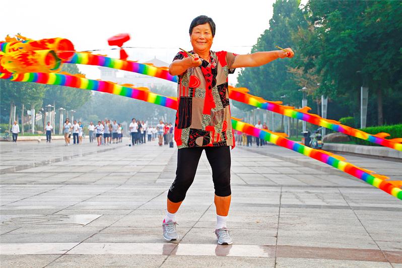 《群众体育--抖空竹》-"孔子故乡 中国山东"国际网络摄影大赛官方网站
