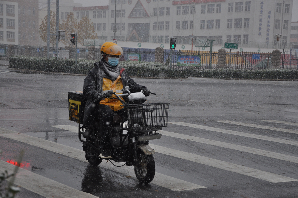 风雪人生路图片