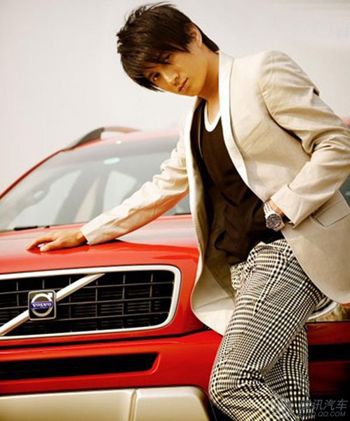 跨跃前世今生的恋人 隆诗恋情定超级跑车