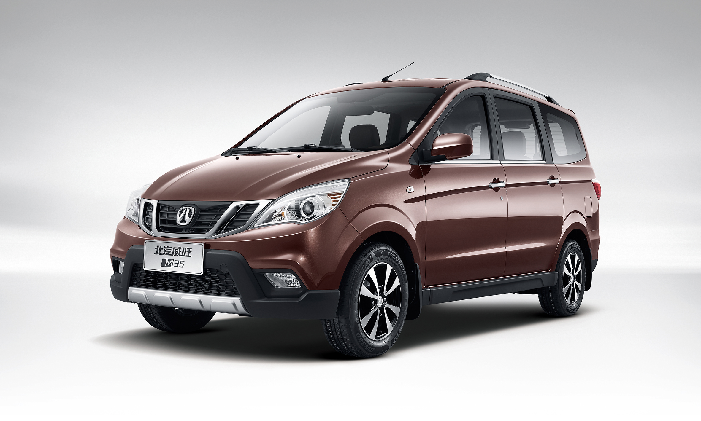 不仅如此,广大新老用户更可在活动中继续享受北汽威旺五周年感恩