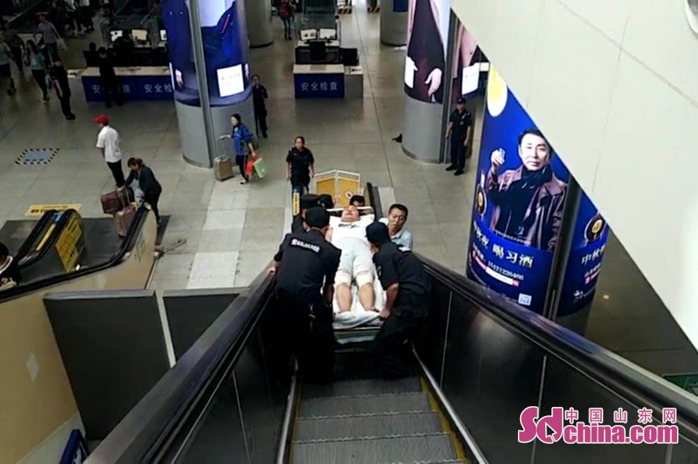  br/>  2018年9月23日下午,山东振邦保安天桥分公司驻济南站安检班长