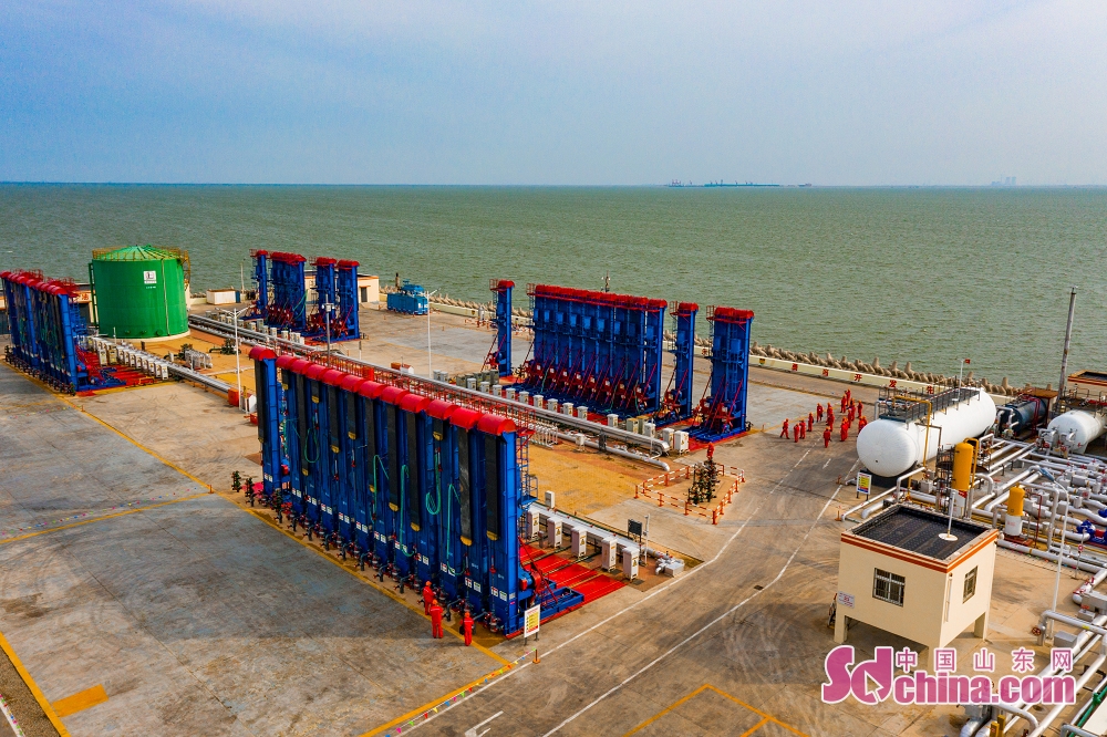 实拍海油陆采平台 绿色高效采油的样板