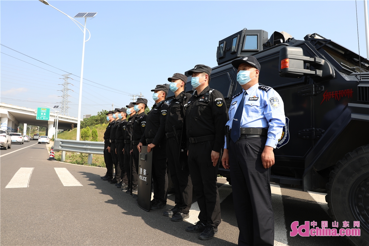 方式,带队到张店区,淄川区实地督导检查消防安全和道路交通安全工作