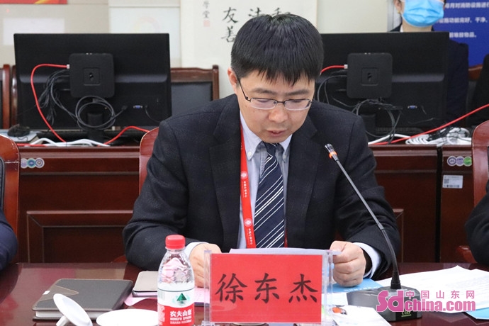 最后,专家组对现场评审核查成果进行了汇总,讨论,徐东杰代表专家组作