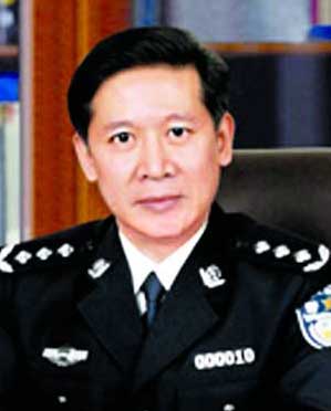 广东旅游局局长杨荣森jpg,500x331,128kb,382_253明星面对负评压力