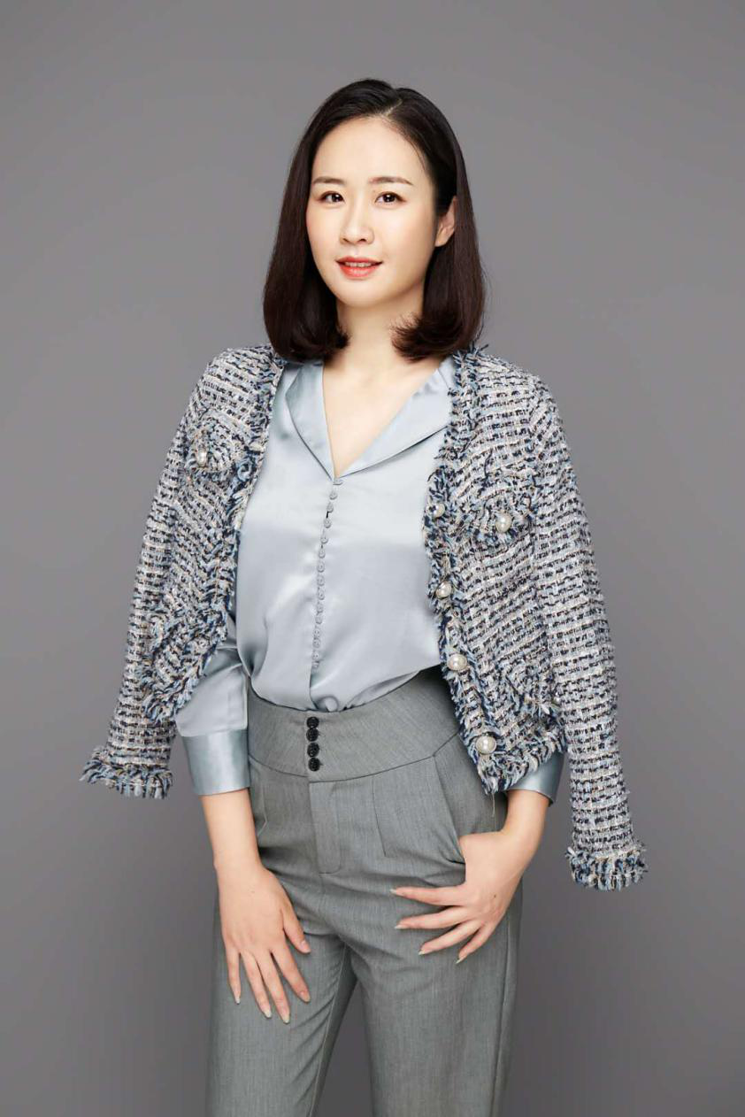 星鲨科技集团董事长刘诗雅